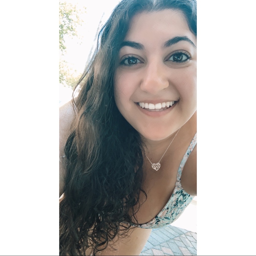 Meet your Posher, Stephanie